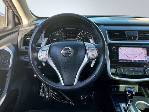 Used 2018 Nissan Altima 2.5 SR w/ SR Special Edition image 5