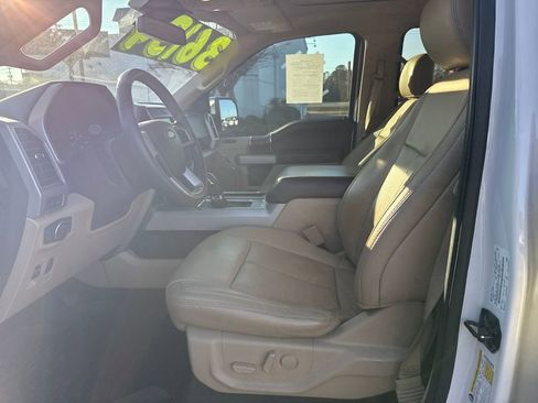 Used 2019 Ford F150 Lariat w/ Equipment Group 502A Luxury image 10