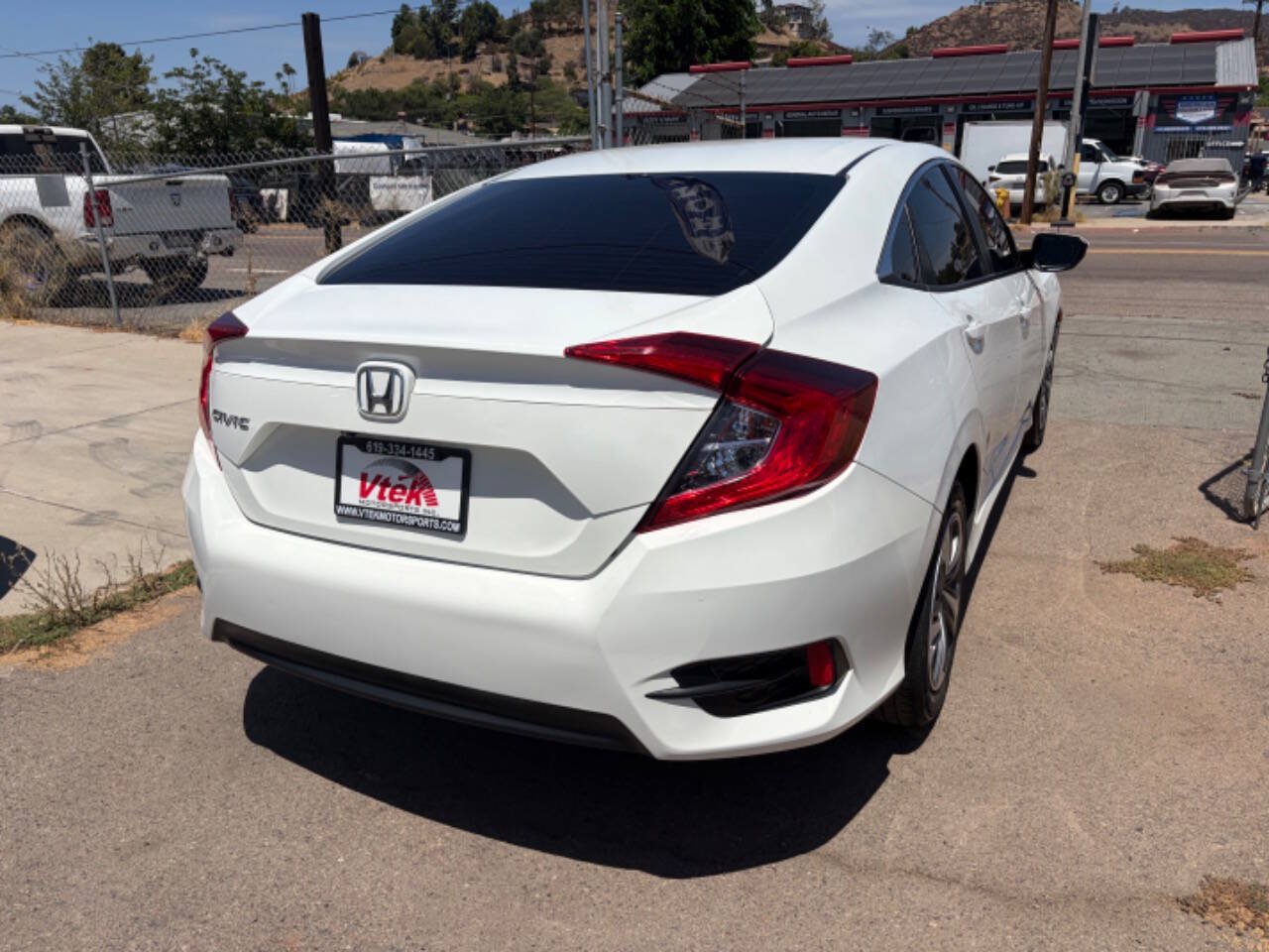 Used 2020 Honda Civic LX image 5