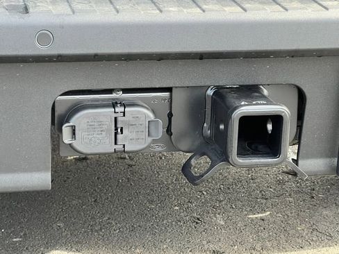 New 2025 Ford Maverick XL w/ Equipment Group 101A image 8