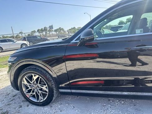 Used 2025 Genesis GV70 2.5T AWD/4WD image 10