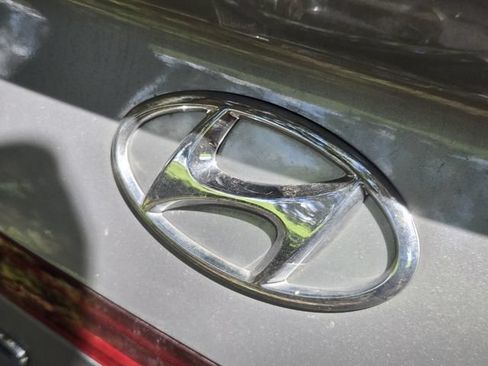 Used 2023 Hyundai Sonata SE FWD image 9