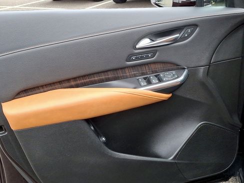 Used 2020 Cadillac XT4 Premium Luxury image 12