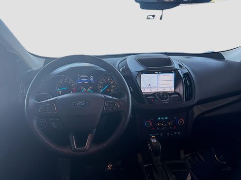 Used 2019 Ford Escape Titanium image 21