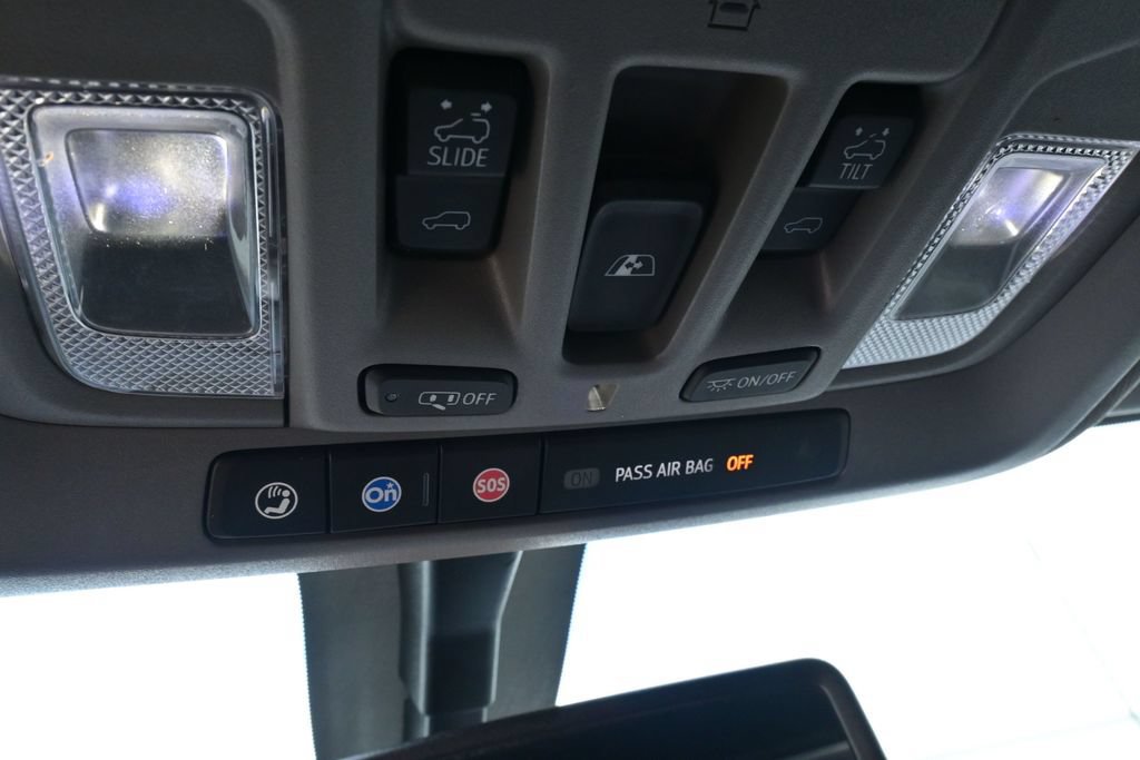 Used 2021 Chevrolet Silverado 3500 LTZ w/ LTZ Convenience Package AWD/4WD image 37