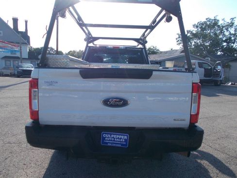 Used 2018 Ford F250 XL w/ Power Equipment Group image 4