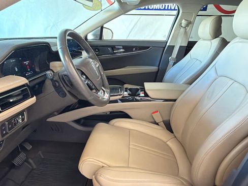 Used 2021 Lincoln Nautilus Reserve w/ Equipment Group 201A image 14