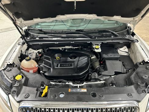 Used 2019 Lincoln MKC Reserve w/ MKC Technology Package AWD/4WD image 32