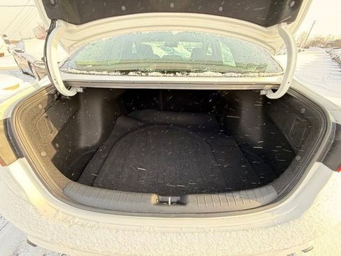 Used 2023 Kia Forte LXS w/ LXS Technology Package image 35