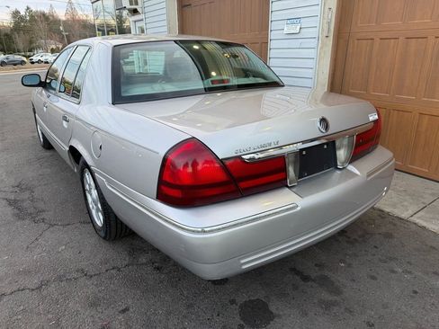 Used 2005 Mercury Grand Marquis LS image 5