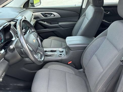 Used 2019 Chevrolet Traverse LT FWD image 15