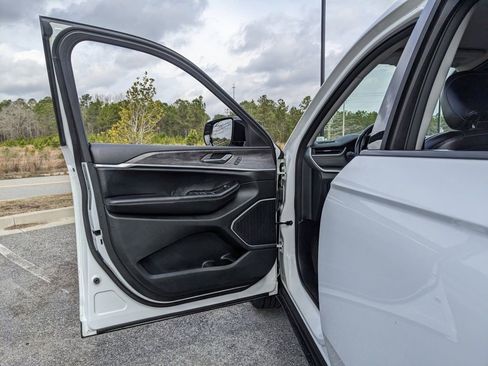 Certified 2021 Jeep Grand Cherokee L Limited image 59