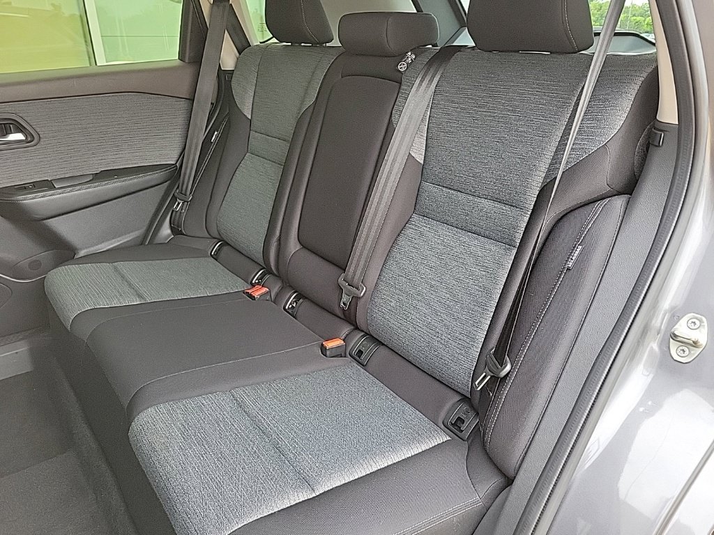 Used 2023 Nissan Rogue SV AWD/4WD image 12