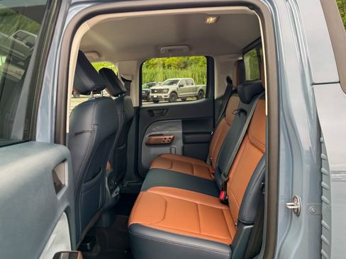 Used 2024 Ford Maverick Lariat w/ 4K Tow Package AWD/4WD image 17