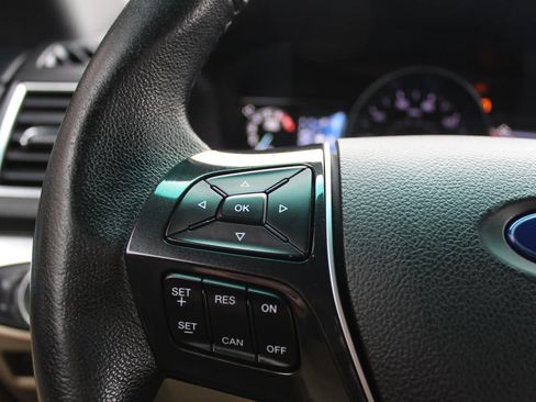 Used 2017 Ford Explorer Limited w/ Equipment Group 301A image 30