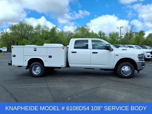 New 2026 RAM 3500 Tradesman w/ Chrome Appearance Group A AWD/4WD image 8