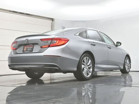 Used 2019 Honda Accord LX image 12