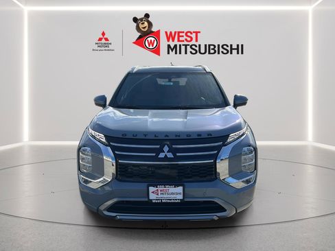 New 2026 Mitsubishi Outlander SEL image 2