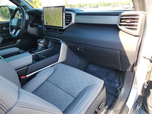 Used 2025 Toyota Tundra Limited image 15