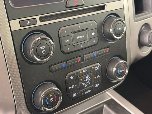 Used 2017 Ford Expedition XLT w/ Equipment Group 202A image 21