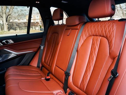 Used 2025 BMW X5 M60i image 17