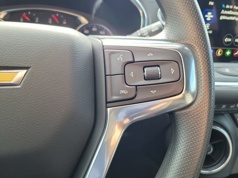 Used 2024 Chevrolet Blazer LT w/ Convenience Package FWD image 20