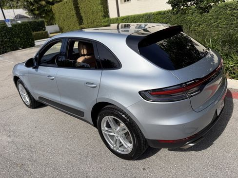 Used 2020 Porsche Macan AWD/4WD image 38