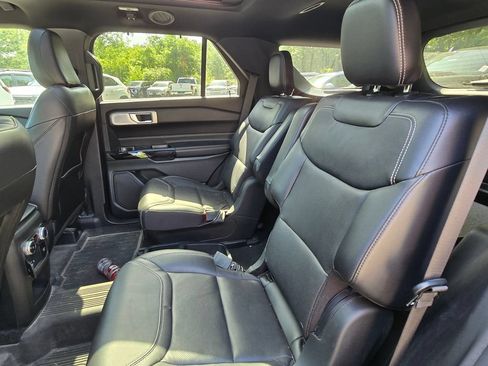 Used 2021 Ford Explorer ST w/ Equipment Group 401A AWD/4WD image 15