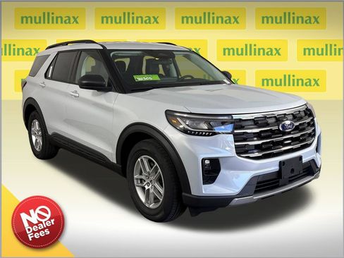 New 2026 Ford Explorer Active w/ Active Comfort Package RWD image 1