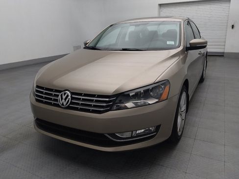 Used 2015 Volkswagen Passat 1.8T SEL Premium FWD image 15