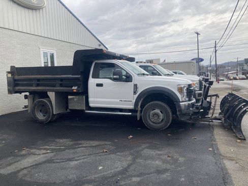 Used 2019 Ford F550 4x4 Regular Cab Super Duty image 3