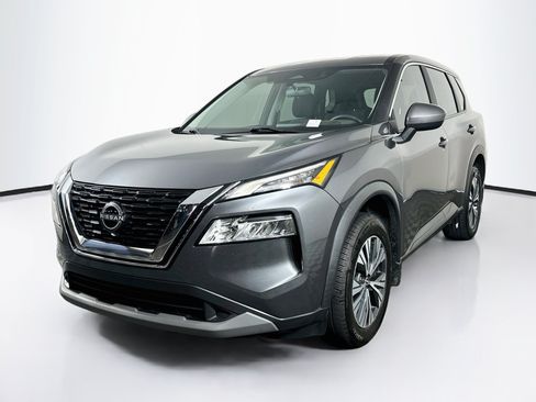 Used 2023 Nissan Rogue SV FWD image 3