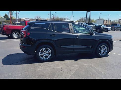 Certified 2023 GMC Terrain SLE w/ Driver Convenience Package image 9