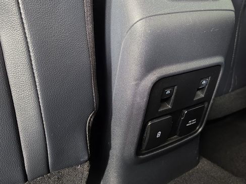 Used 2023 Ford Bronco Wildtrak AWD/4WD image 38