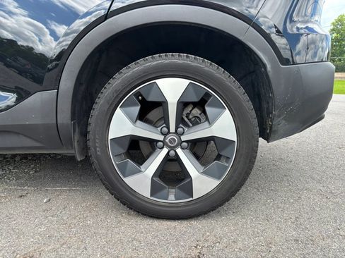 Used 2023 Volvo XC40 B4 Ultimate FWD image 8