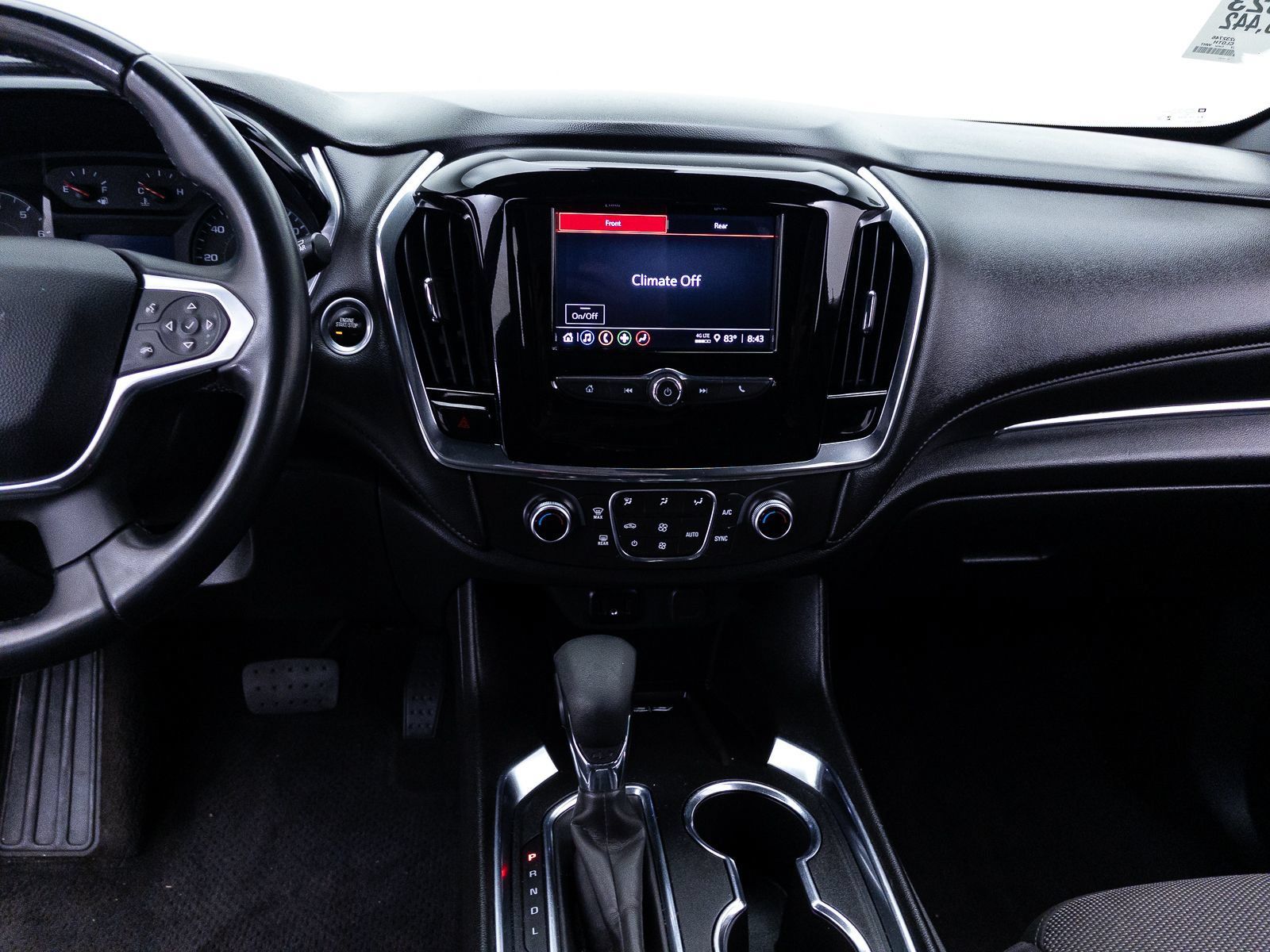 Used 2023 Chevrolet Traverse LT w/ LPO, Cargo Package FWD image 8
