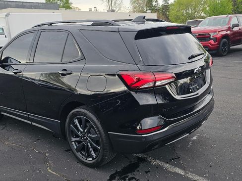 Used 2023 Chevrolet Equinox RS w/ LPO, Floor Liner Package FWD image 5