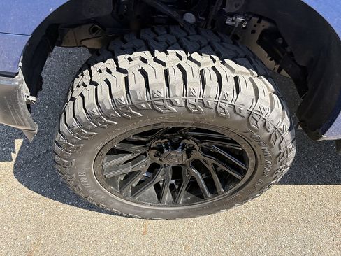 Used 2025 Ford F150 STX w/ Equipment Group 201A FX4 AWD/4WD image 9