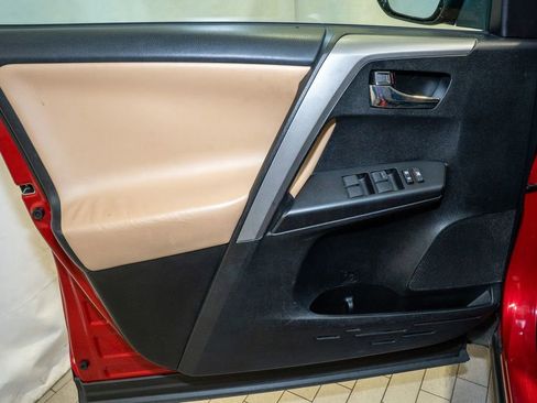 Used 2017 Toyota RAV4 XLE image 12