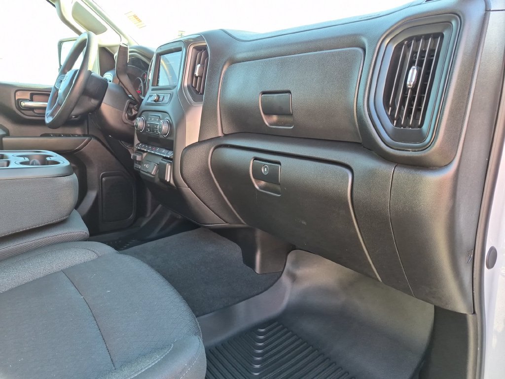 Used 2025 Chevrolet Silverado 2500 Custom w/ Custom Value Package AWD/4WD image 31