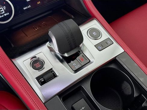 New 2026 Jaguar F-PACE R-Dynamic S image 19