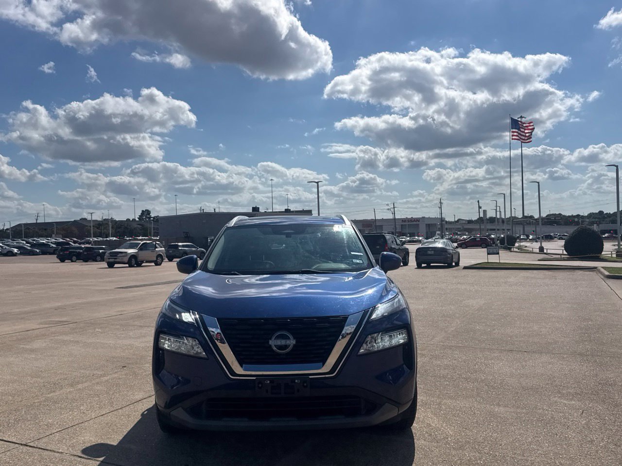 Certified 2023 Nissan Rogue SV w/ SV Premium B Package FWD image 7