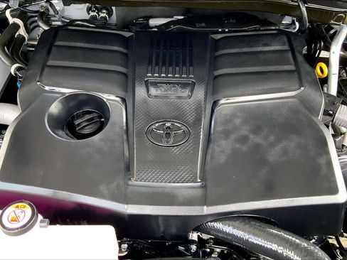 Certified 2026 Toyota Tundra SR image 32