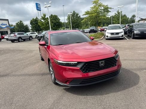 Used 2024 Honda Accord EX image 4