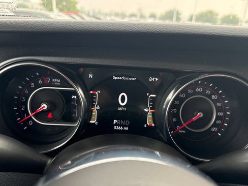Used 2020 Jeep Gladiator Mojave w/ Cold Weather Group AWD/4WD image 18