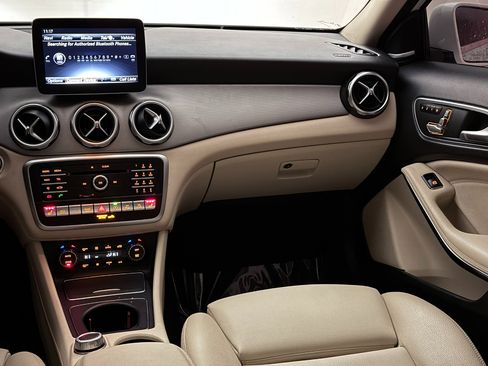 Used 2020 Mercedes-Benz GLA 250 GLA250 4MATIC image 28