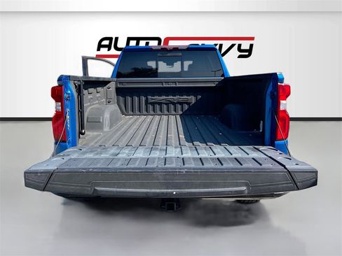 Used 2022 Chevrolet Silverado 1500 ZR2 w/ Technology Package image 27