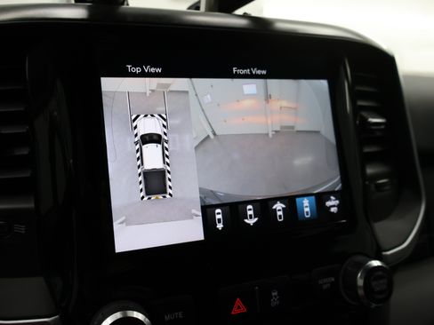 Used 2020 RAM 2500 Big Horn w/ Night Edition AWD/4WD image 19