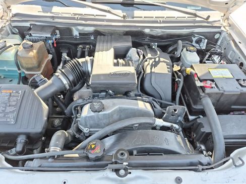 Used 2011 Chevrolet Colorado LT RWD image 9