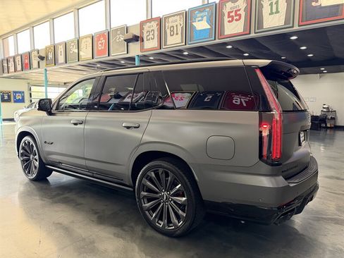 Used 2026 Cadillac Escalade V image 4